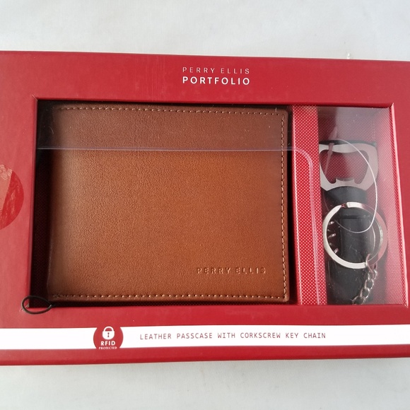 Perry Ellis Other - NEW Perry Ellis Leather RFID Wallet Tan& Key Chain